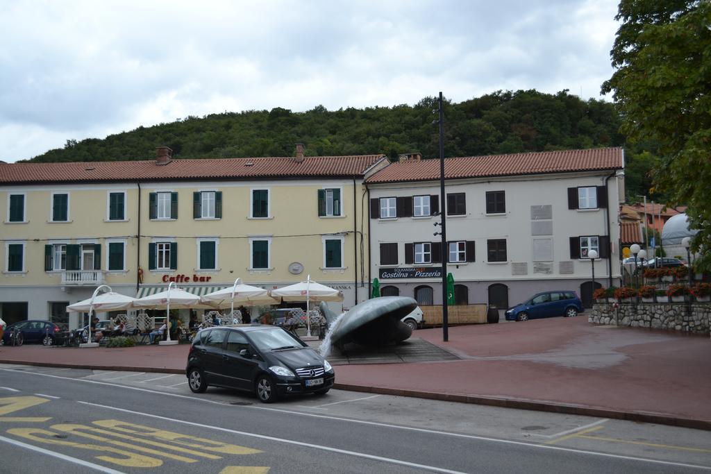 Love 2 Solkan Nova Gorica Exterior photo
