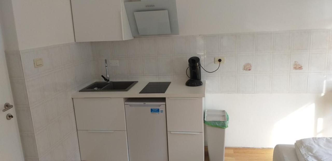 Love 2 Solkan Nova Gorica Exterior photo